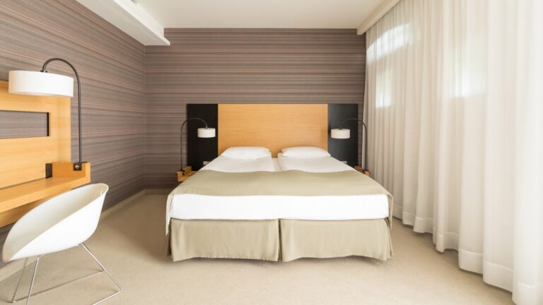 hotel-bulwar-toru-pokj-dbl-comfort-3