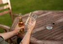 Krzesła piwne – idealne na nadchodzący sezon pod chmurką